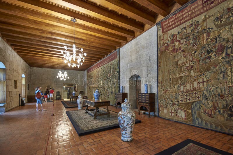 Guimaraes guest gallery interior tapestries portugal guimaraes palace dukes braganz 169920722